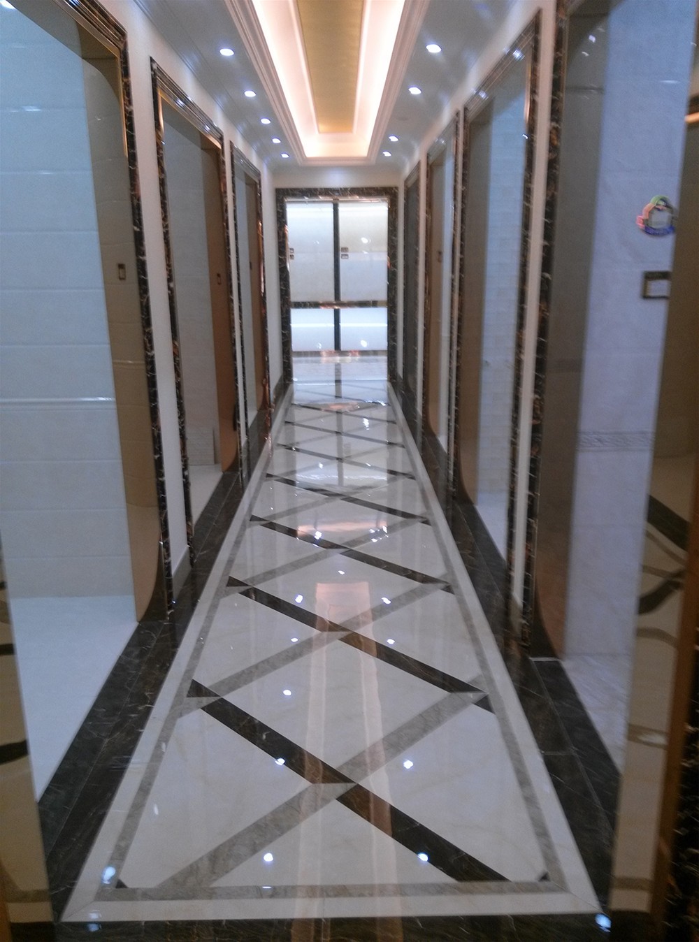 永利中国瓷砖山西长治专卖店