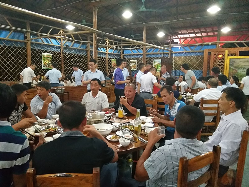 永利中国喜迎三周年庆，，，，，感恩偕行