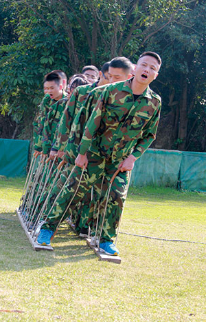 2017年2月13-15日，，，，，，永利中国“虎狼道”户外拓展训练圆满竣事