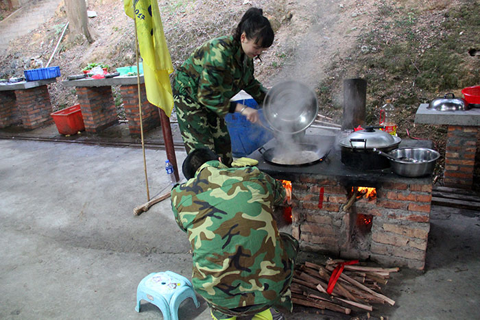 2017年2月13-15日，，，，，，永利中国“虎狼道”户外拓展训练圆满竣事